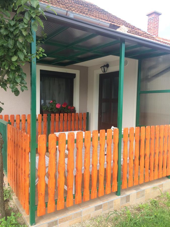 Holiday Home Maderka Strigova Екстер'єр фото